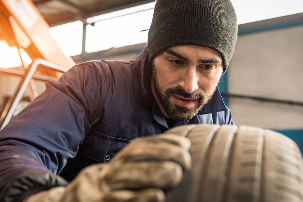 4 Car Tire Safety Tips For the Winter